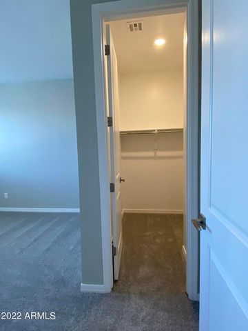 9336 E Static Avenue, Mesa, AZ 85212