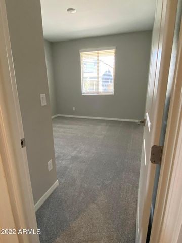 9336 E Static Avenue, Mesa, AZ 85212