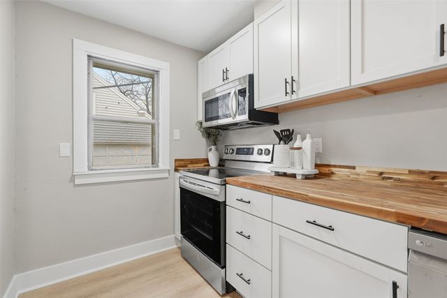 1415 Hamilton Street SW, Cedar Rapids, IA 52404