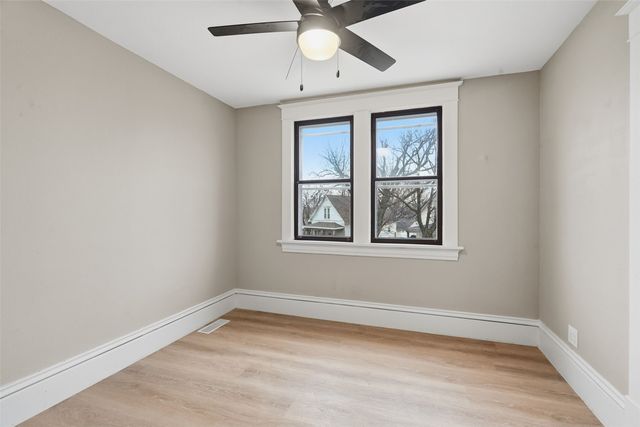 1415 Hamilton Street SW, Cedar Rapids, IA 52404