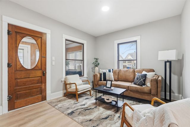 1415 Hamilton Street SW, Cedar Rapids, IA 52404