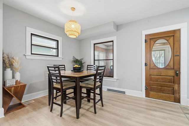 1415 Hamilton Street SW, Cedar Rapids, IA 52404