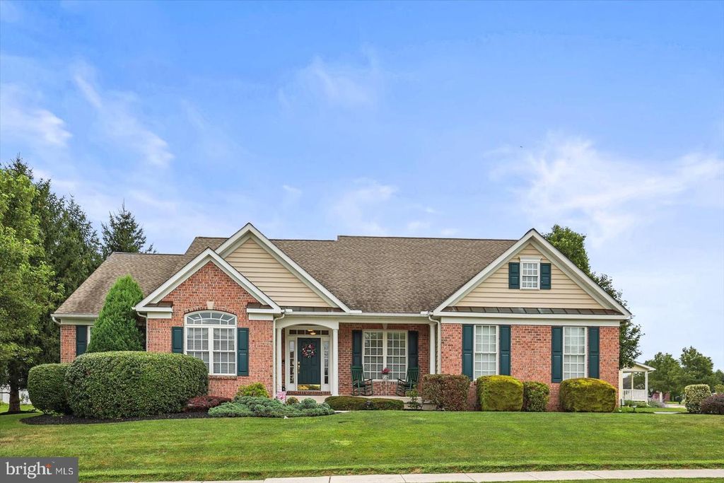 303 PUMA DR, Hanover, PA 17331