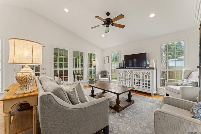 5714 Castile Ave, Baton Rouge, LA 70806