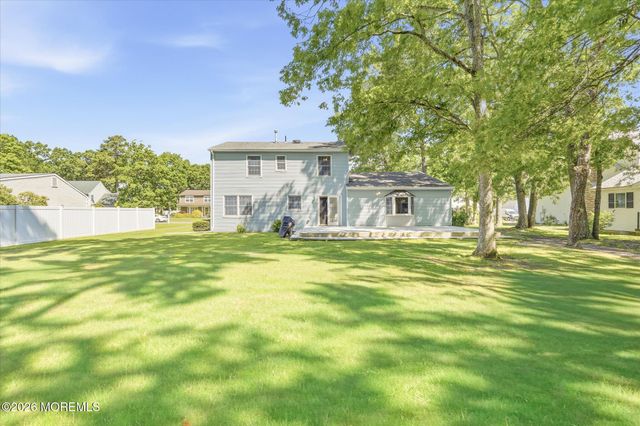 79 Maxim Drive, Forked River, NJ 08731