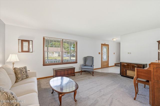 79 Maxim Drive, Forked River, NJ 08731