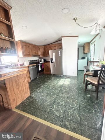 1079 SAGE AVE, Reading, PA 19605