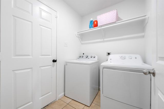 830 Paradise Road, Baytown, TX 77521