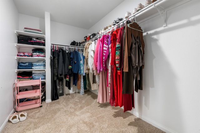 830 Paradise Road, Baytown, TX 77521