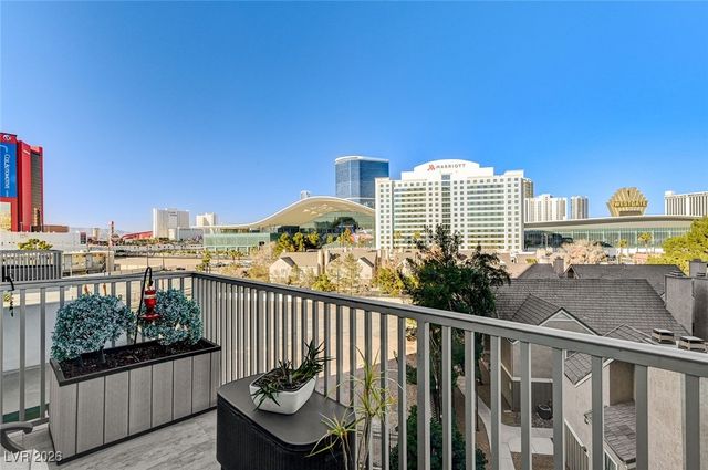 360 East Desert Inn Road 501, Las Vegas, NV 89109