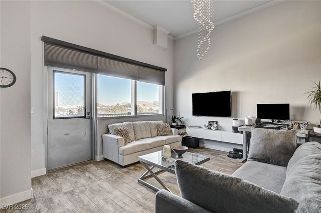 360 East Desert Inn Road 501, Las Vegas, NV 89109