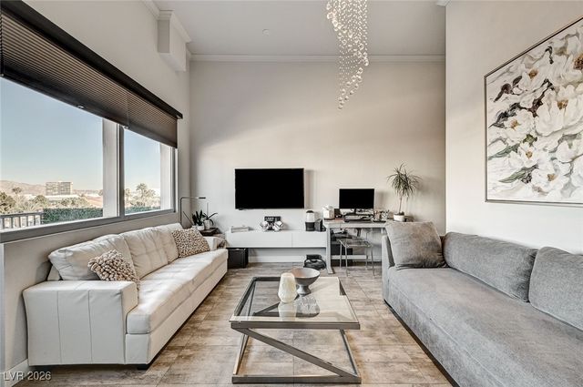 360 East Desert Inn Road 501, Las Vegas, NV 89109