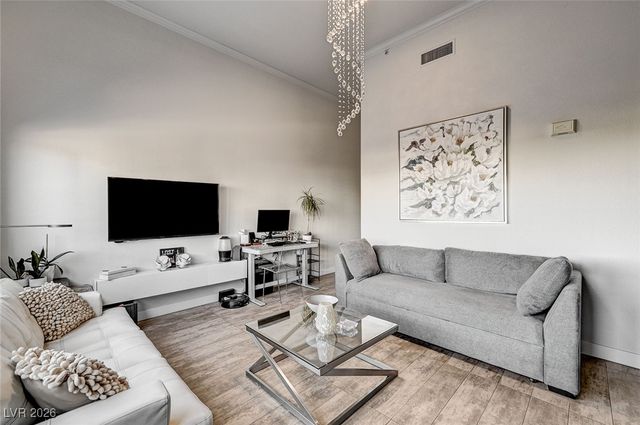 360 East Desert Inn Road 501, Las Vegas, NV 89109