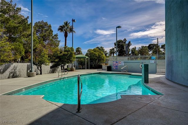 360 East Desert Inn Road 501, Las Vegas, NV 89109