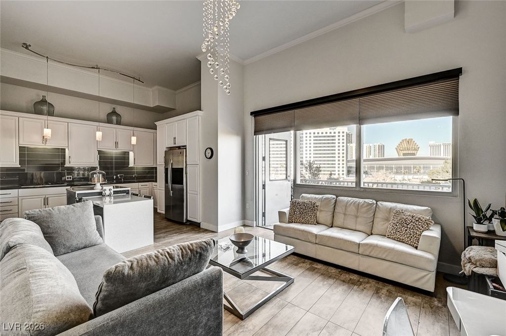 360 East Desert Inn Road 501, Las Vegas, NV 89109