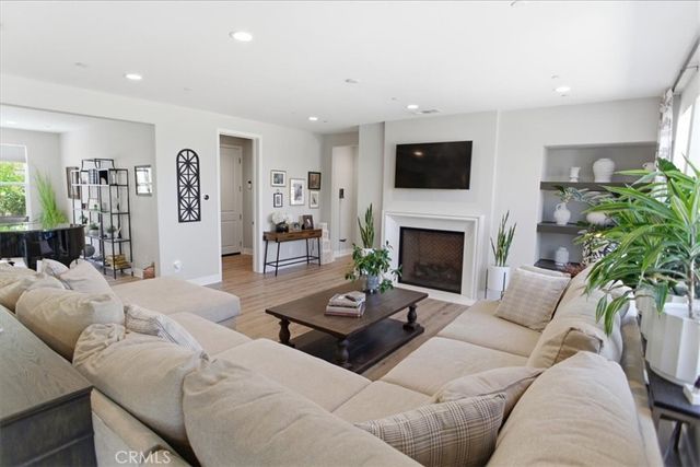 18723 Juniper Springs, Canyon Country, CA 91387