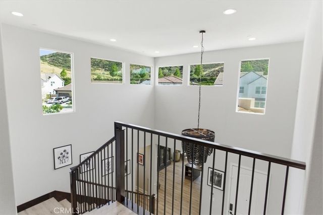 18723 Juniper Springs, Canyon Country, CA 91387