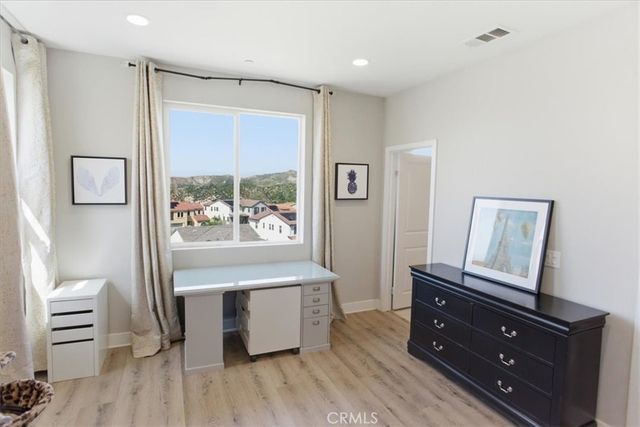 18723 Juniper Springs, Canyon Country, CA 91387
