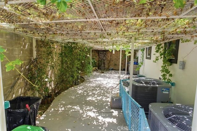 18723 Juniper Springs, Canyon Country, CA 91387