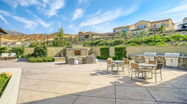18723 Juniper Springs, Canyon Country, CA 91387