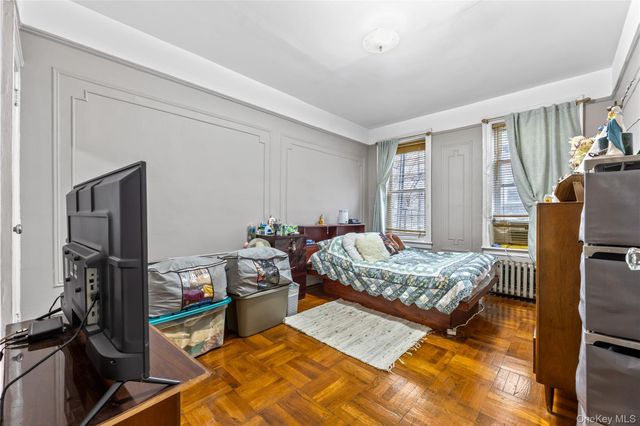 642 55th Street 3, Brooklyn, NY 11220