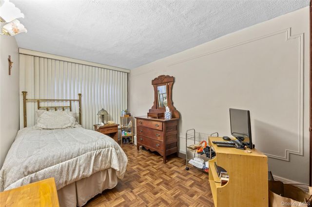 642 55th Street 3, Brooklyn, NY 11220