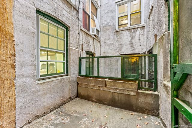 642 55th Street 3, Brooklyn, NY 11220