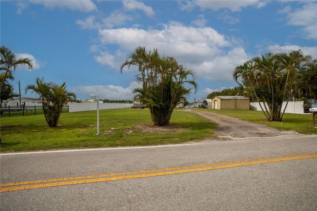 3306 W SHELL POINT ROAD, Ruskin, FL 33570