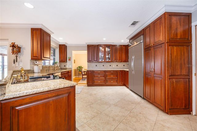 2810 OVERLAKE AVENUE, Orlando, FL 32806