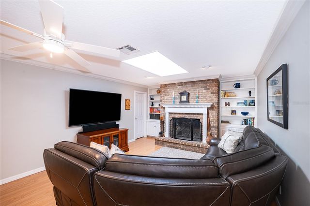 2810 OVERLAKE AVENUE, Orlando, FL 32806