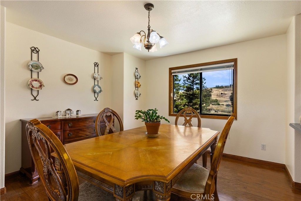 Image 11 of property listing at 920 Park, Lakeport, CA 95453