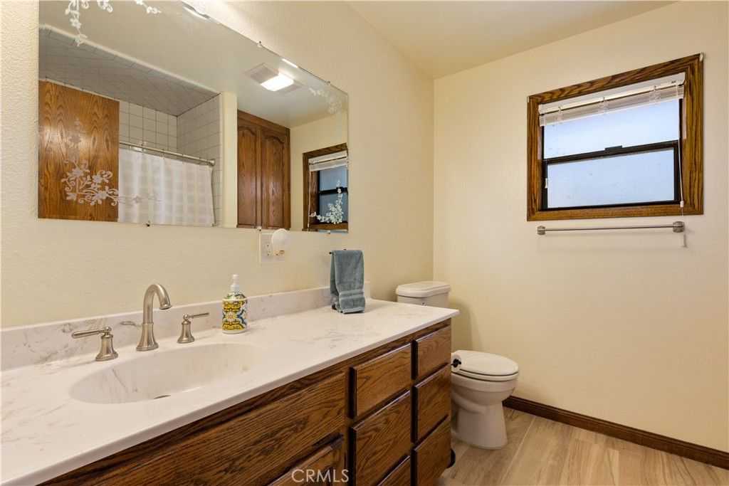 Image 32 of property listing at 920 Park, Lakeport, CA 95453