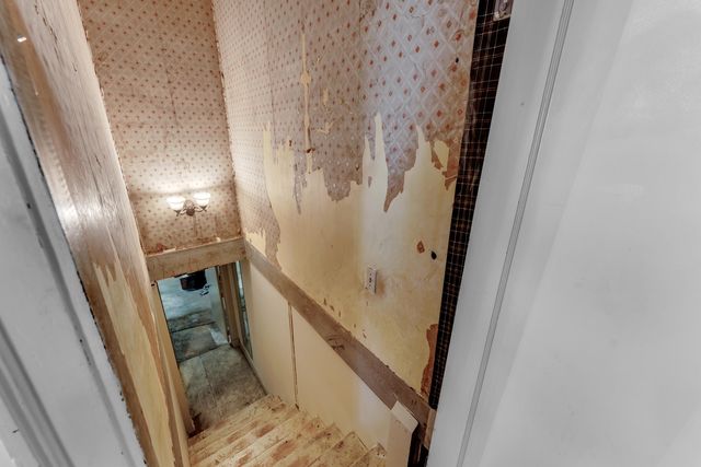 1607 N Washington Avenue, Springfield, MO 65803