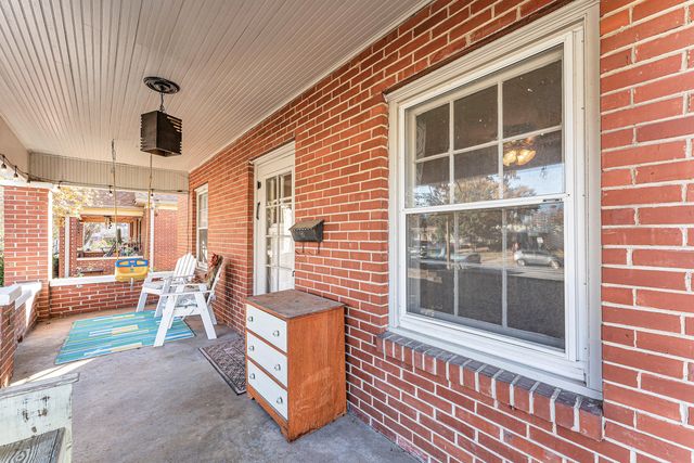 1607 N Washington Avenue, Springfield, MO 65803