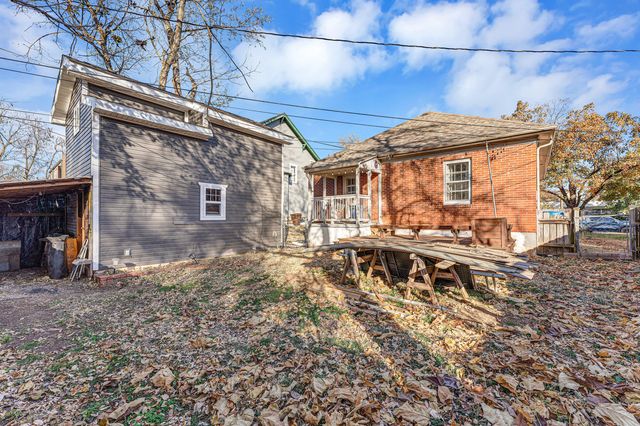 1607 N Washington Avenue, Springfield, MO 65803