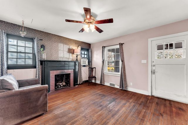 1607 N Washington Avenue, Springfield, MO 65803