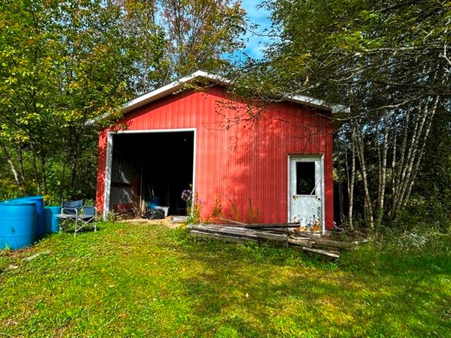 2160 HILLBORN Road, Erie, PA 16509
