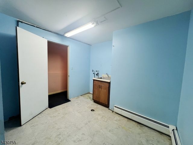 89 W Warren St, Washington Boro, NJ 07882