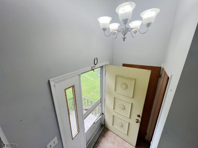 89 W Warren St, Washington Boro, NJ 07882