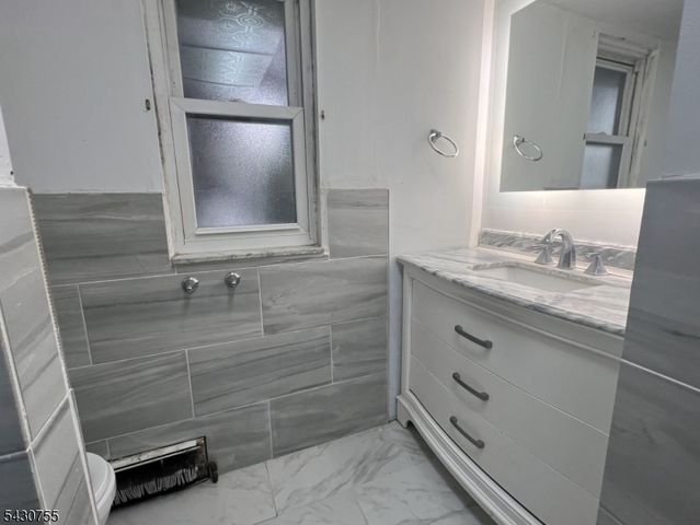 89 W Warren St, Washington Boro, NJ 07882