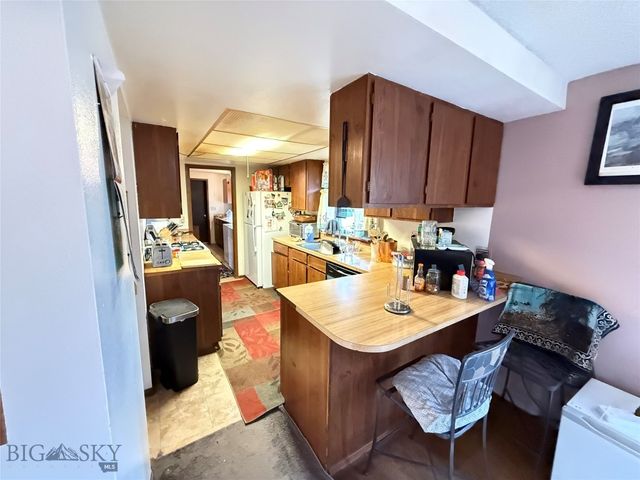 560 Rainbow Trout Run, Big Sky, MT 59716