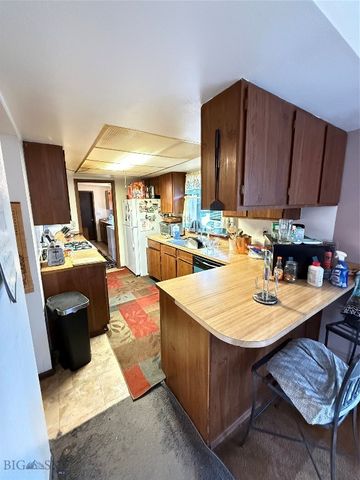 560 Rainbow Trout Run, Big Sky, MT 59716