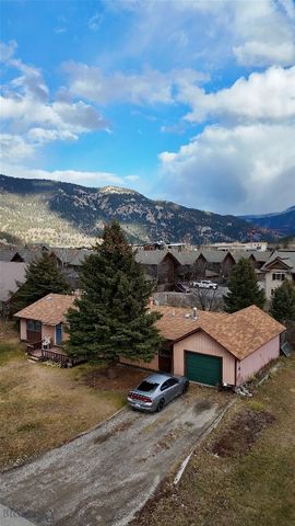 560 Rainbow Trout Run, Big Sky, MT 59716