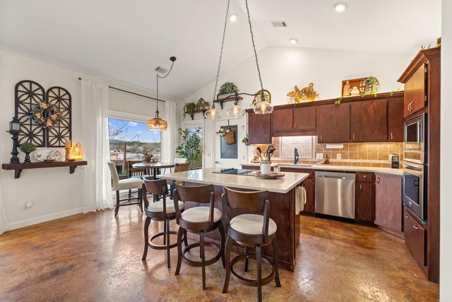 188 Elcano, Hot Springs Village, AR 71909