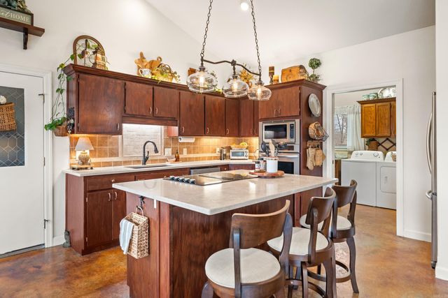 188 Elcano, Hot Springs Village, AR 71909