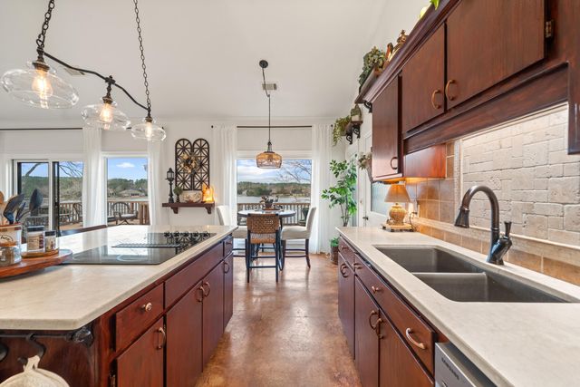 188 Elcano, Hot Springs Village, AR 71909