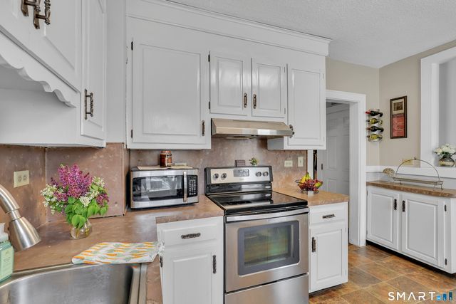 74 West Street, Middletown, CT 06457