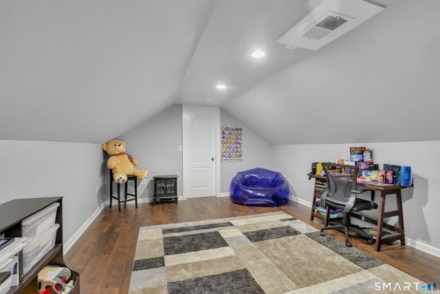 74 West Street, Middletown, CT 06457