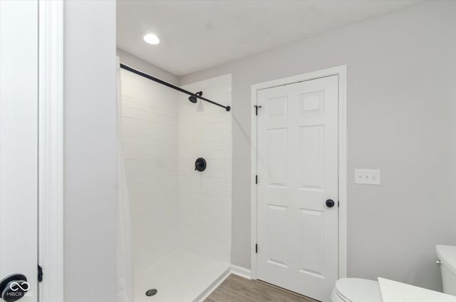 12140 Black Hills Drive, Fishers, IN 46038