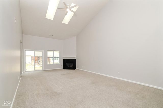 12140 Black Hills Drive, Fishers, IN 46038